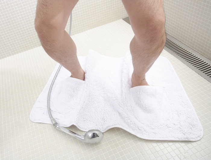 Mat Walk Bathroom Mat by Droog Design Accessories